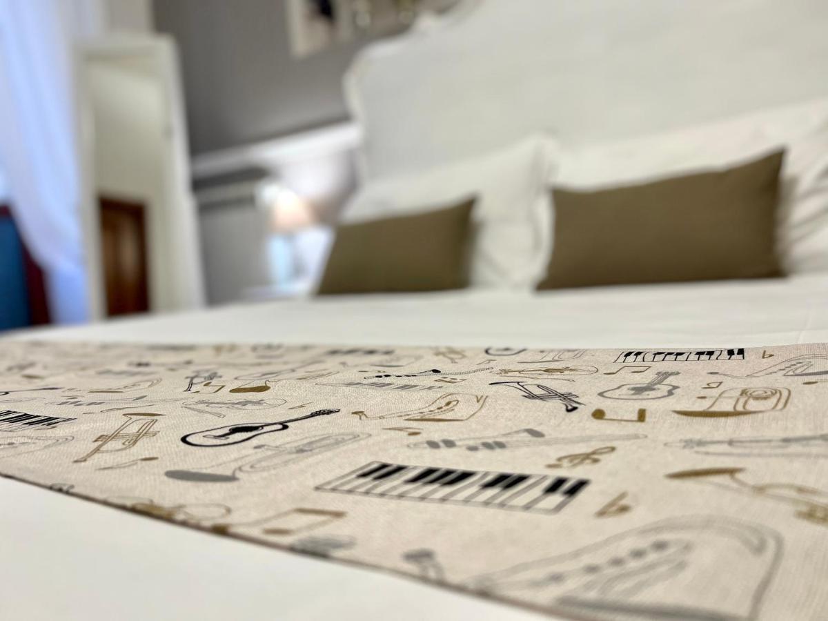 Miluar - Centro Storico - Lungo La Via Della Musica Panzió Nápoly Kültér fotó